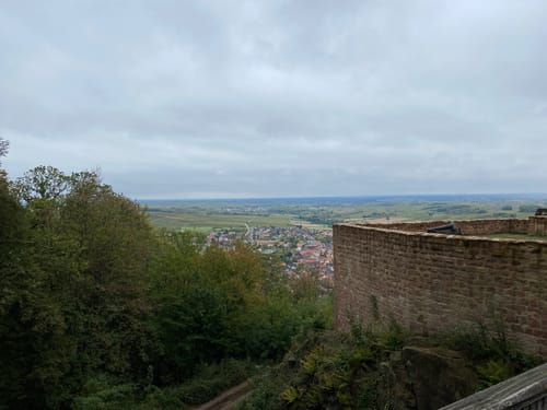 Zur Burg Landeck