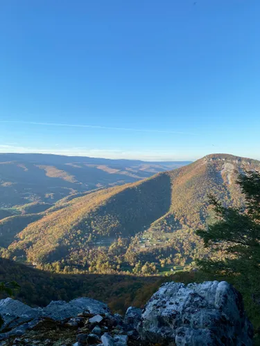 Best Cold-Weather Hikes in the Mountain West