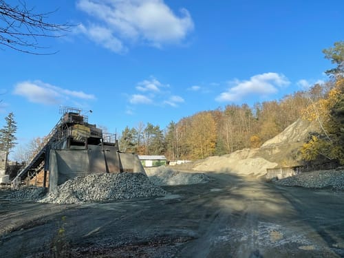 Steinbruch Nieder-Beerbach und Burg Frankenstein