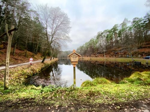 Eppenbrunner Rundweg zum Teufelstisch, Hohlen Felsen und dem Eulenfels