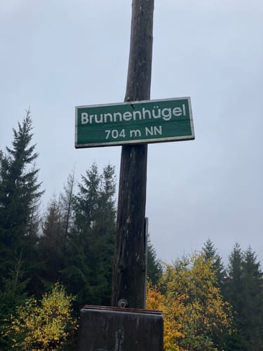 Brunnenhügel ab Hinternah