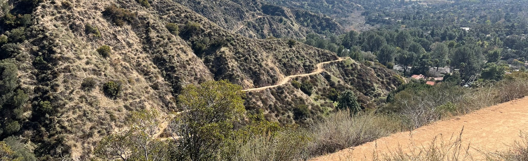 Eaton Canyon Falls and Henninger Flats via Altadena Crest Trail