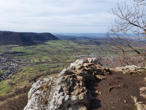 Zur Burg Teck ab Dettingen