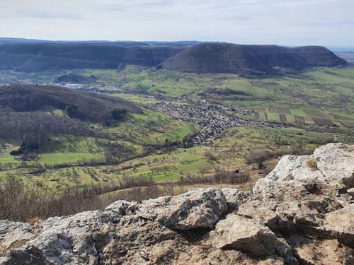 Zur Burg Teck ab Dettingen