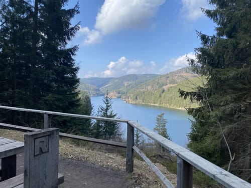 Um die Ohratalsperre