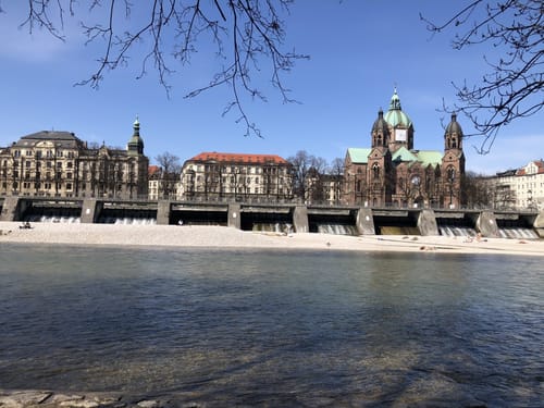 Entlang der Isar zum Alpinen Museum