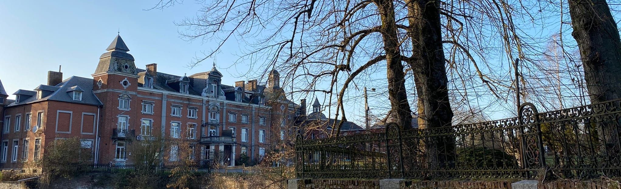 Dr Delvaulx Aische En Refail , Les Ruines du Château – JGLXES