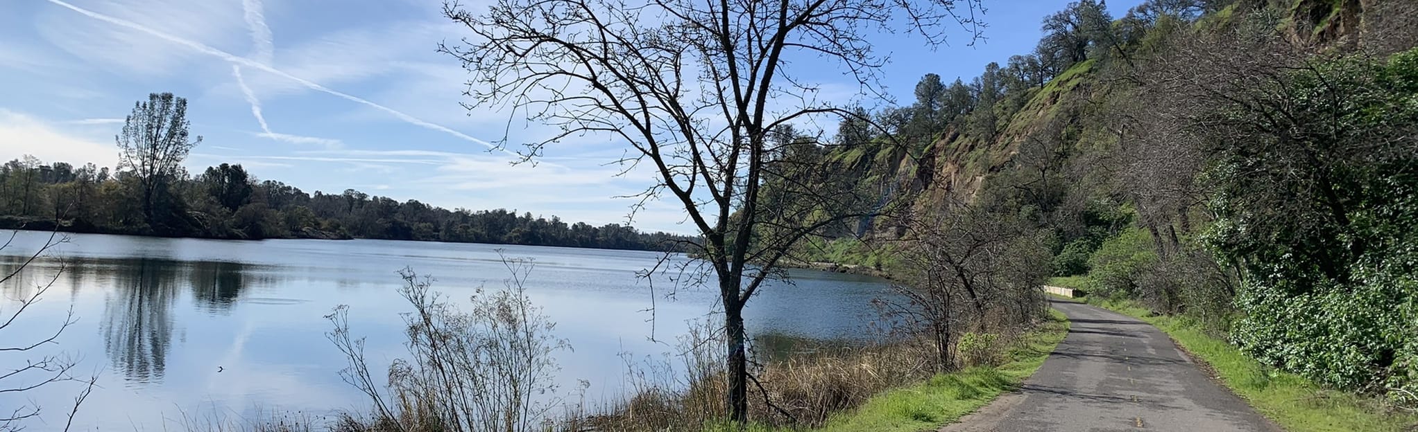 Lake Natoma American River Trail - EyJidWNrZXQiOiJhc3NldHMuYWxsdHJhaWxzLmNvbSIsImtleSI6InVwbG9hZHMvcGhvdG8vaW1hZ2UvMzQzNDA1NjYvZGI5N2M1OTllNjM0ZjZmZTY0MzZlYzUzOWM3NTU1ZWYuanBnIiwiZWRpdHMiOnsidG9Gb3JtYXQiOiJqcGVnIiwicmVzaXplIjp7IndpZHRoIjoyMDQ0LCJoZWlnaHQiOjYyNCwiZml0IjoiY292ZXIifSwicm90YXRlIjpudWxsLCJqcGVnIjp7InRyZWxsaXNRdWFudGlzYXRpb24iOnRydWUsIm92ZXJzaG9vdERlcmluZ2luZyI6dHJ1ZSwib3B0aW1pc2VTY2FucyI6dHJ1ZSwicXVhbnRpc2F0aW9uVGFibGUiOjN9fX0=