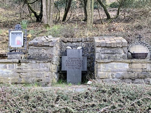 Romantischer Schwadenbach und Traumblicke bei Cassel und Herschbach