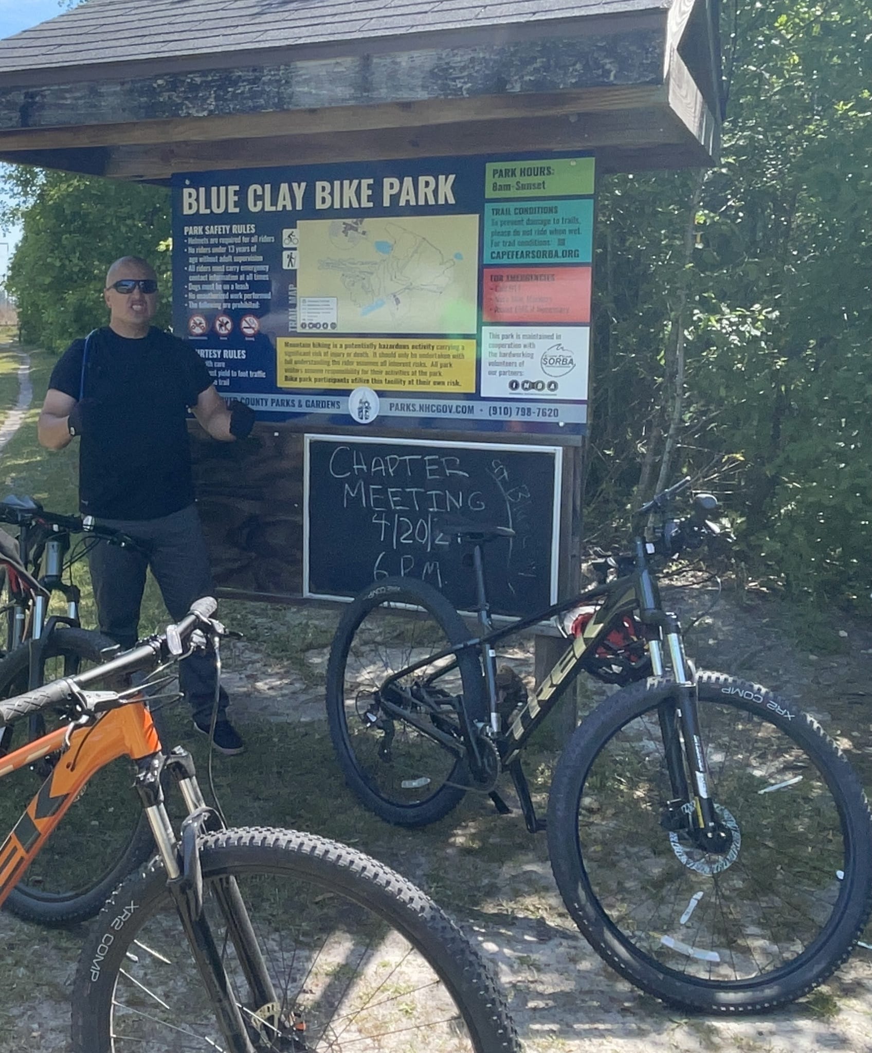 Blue clay bike deals park