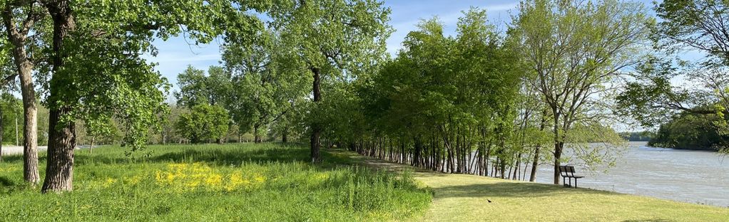 Facilities • Riverwalk/Railtrail Loop