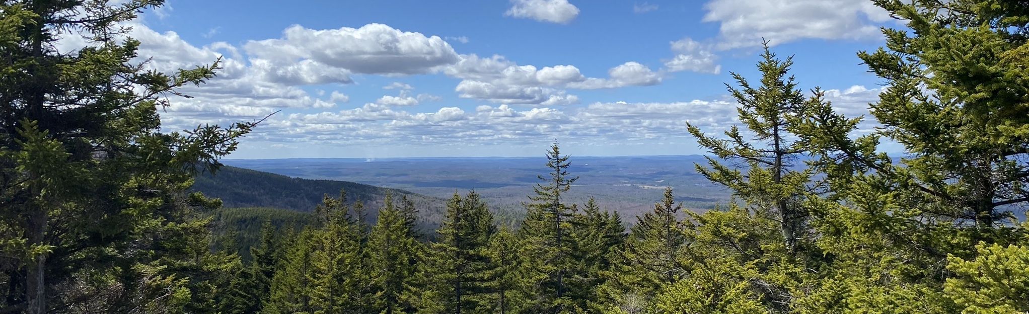 North Pack Monadnock Mountain via Wapack Trail, New Hampshire - 1,122 ...