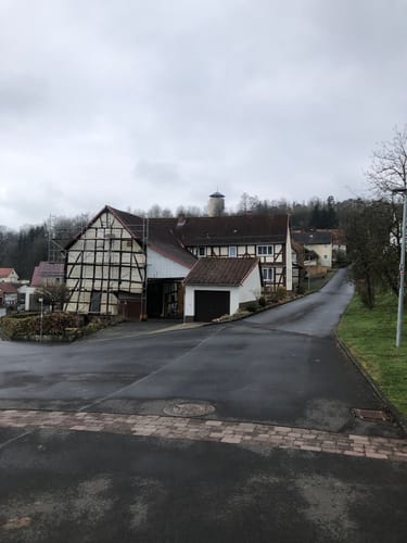 Planetenweg und Burgruine Löwenstein