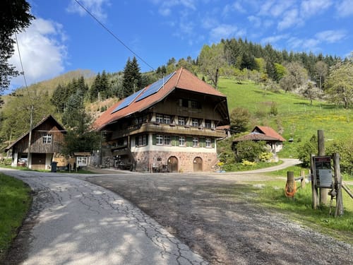 Gebirger-Höfe-Weg (Premiumwanderweg)