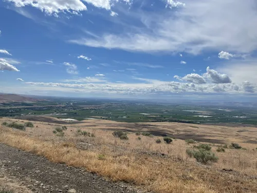 Best hikes near on sale yakima