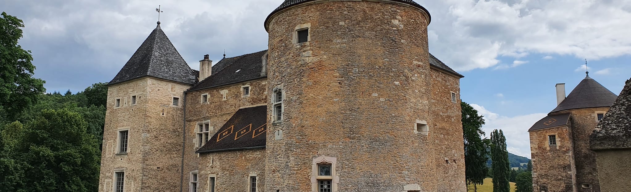 Circuit du Chemin des Moines : 27 Photos - Saône-et-Loire, France ...