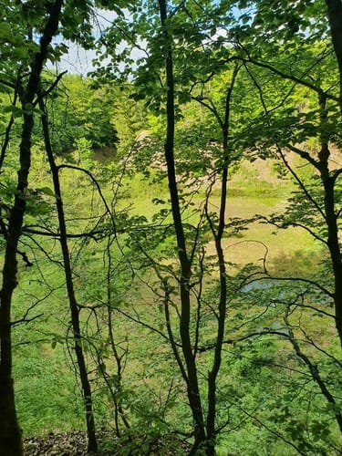 Von Schlitz zum Basaltfelsen