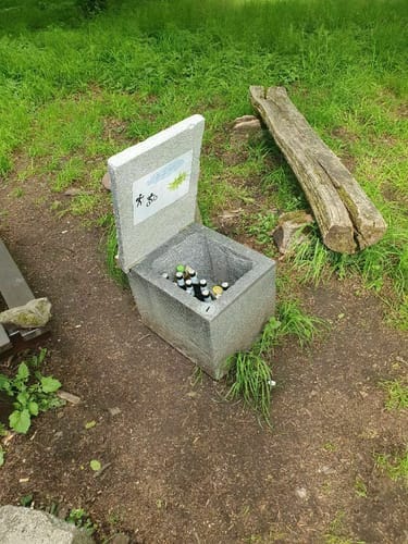 Von Schlitz zum Basaltfelsen