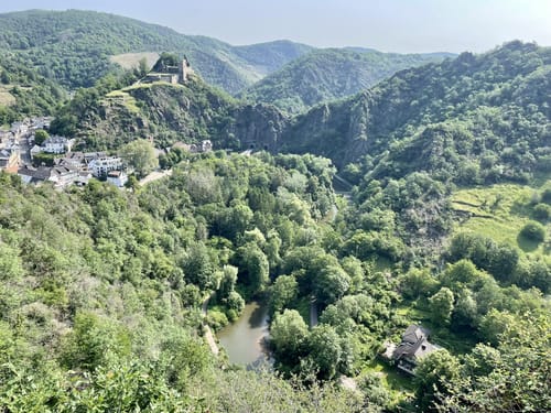 Teufelsloch (Ahrtal) über Burgruine Are zum Engelsloch