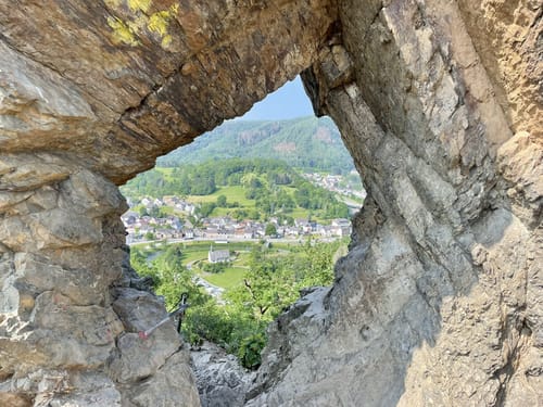 Teufelsloch (Ahrtal) über Burgruine Are zum Engelsloch