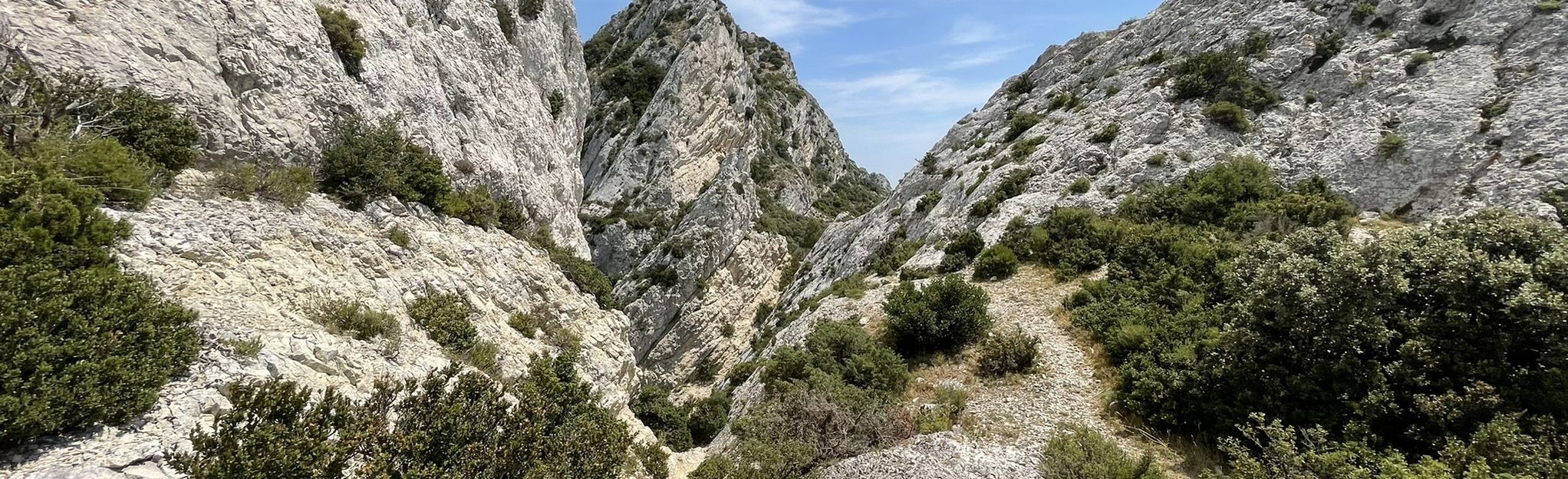 Col de Vallongue - Plateau de la Caume - Chemin de Baume de Brignolle ...