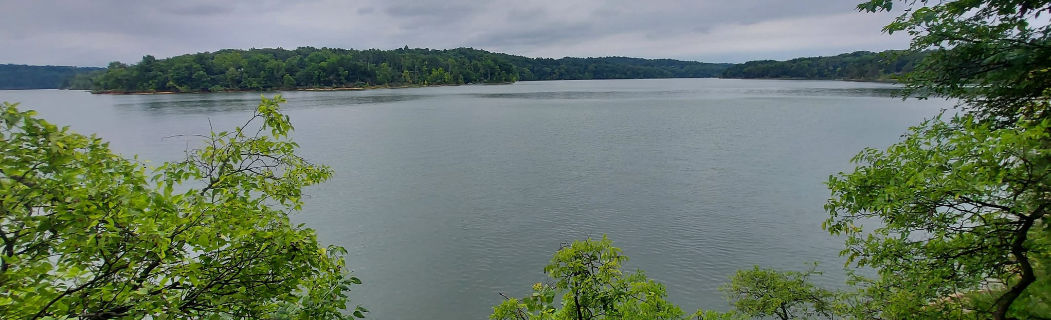 Nolin Lake Waterfall, Lakeshore Bluff, and Point Loop 495 Fotos