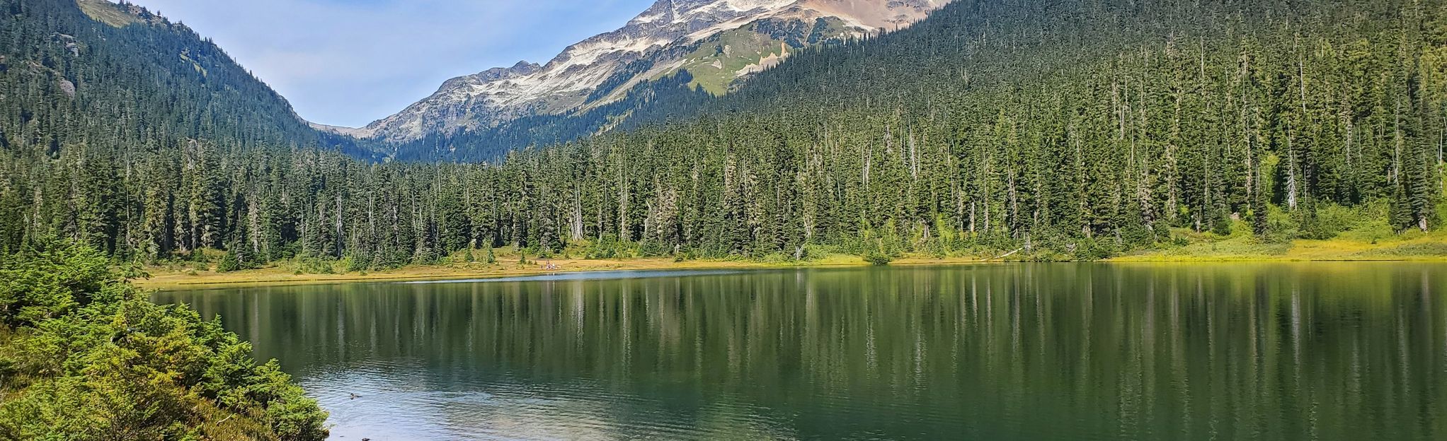 Ring Lake and Conflict Lake: 192 Fotos - Colúmbia Britânica, Canadá ...