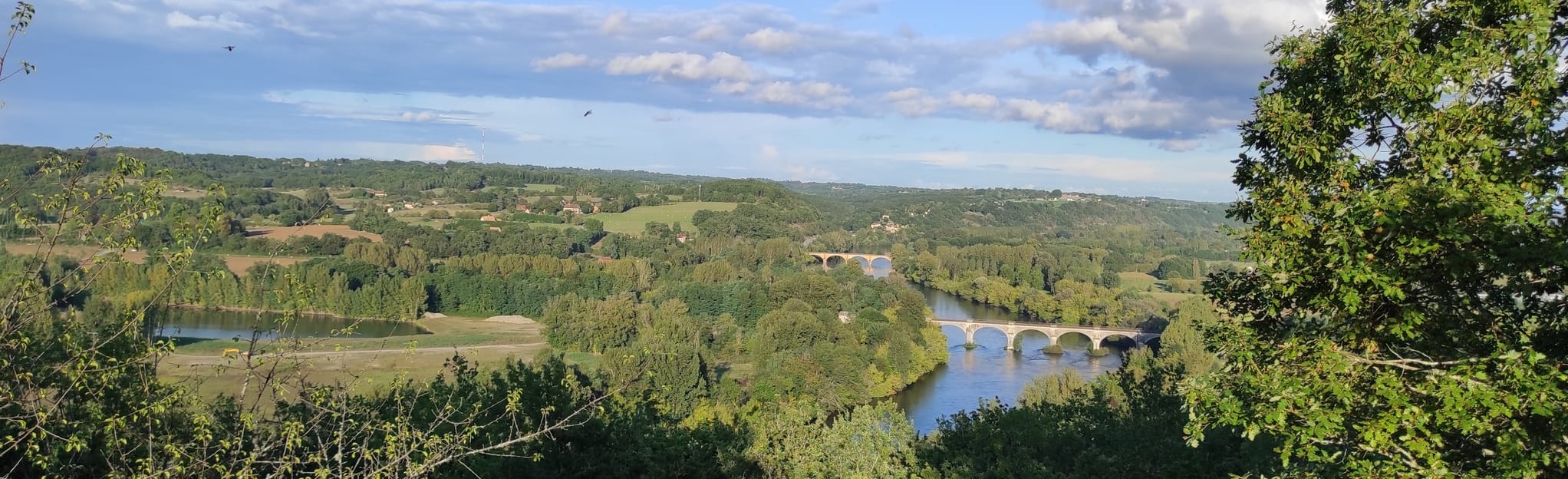 BuissondeCadouin, Cussac, Pereyrols Loop 13 Reviews, Map Dordogne