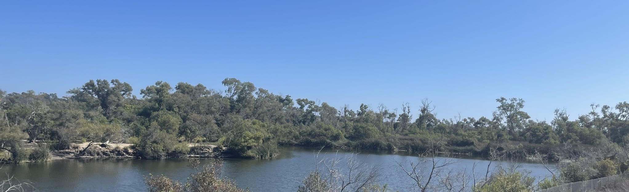 Santa Ana River Bike Trail from - EyJidWNrZXQiOiJhc3NldHMuYWxsdHJhaWxzLmNvbSIsImtleSI6InVwbG9hZHMvcGhvdG8vaW1hZ2UvNDA3NDc3NzMvZDVhNjdkYTQyNWY3ZDA1YmQyZGRhZjI5ZGFjZjNiOGMuanBnIiwiZWRpdHMiOnsidG9Gb3JtYXQiOiJqcGVnIiwicmVzaXplIjp7IndpZHRoIjoyMDQ0LCJoZWlnaHQiOjYyNCwiZml0IjoiY292ZXIifSwicm90YXRlIjpudWxsLCJqcGVnIjp7InRyZWxsaXNRdWFudGlzYXRpb24iOnRydWUsIm92ZXJzaG9vdERlcmluZ2luZyI6dHJ1ZSwib3B0aW1pc2VTY2FucyI6dHJ1ZSwicXVhbnRpc2F0aW9uVGFibGUiOjN9fX0=