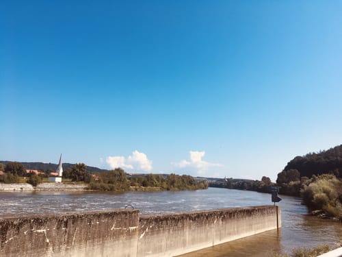 Von Kehlheim nach Regensburg entlang der Donau