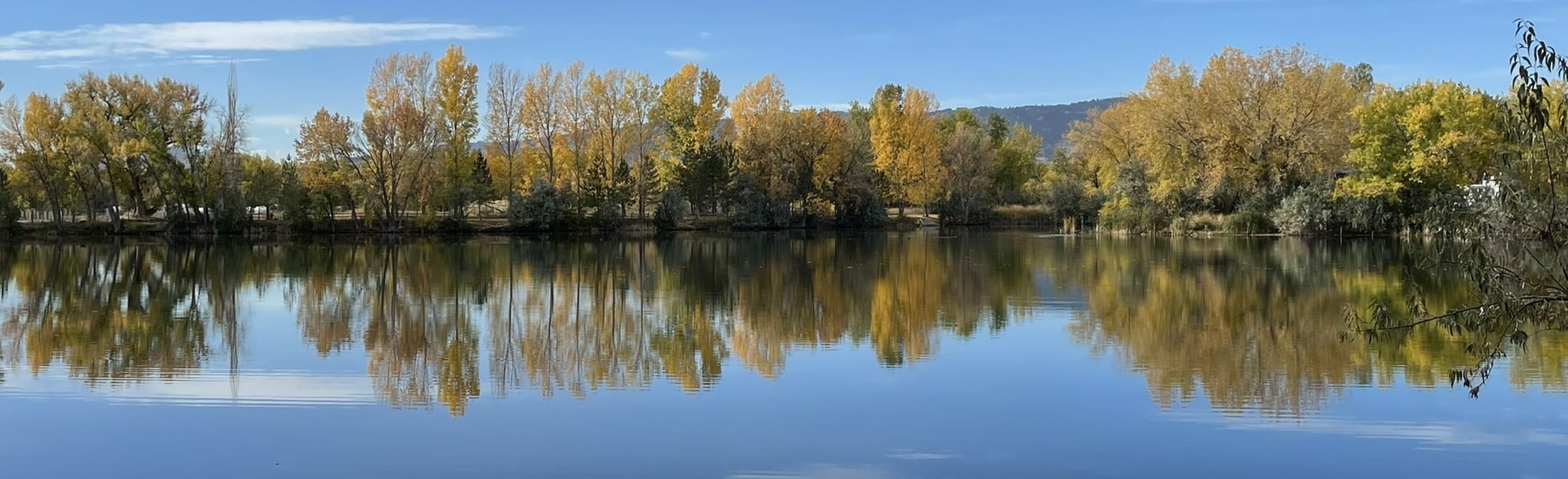 AllTrails Fort Collins Lakeside - EyJidWNrZXQiOiJhc3NldHMuYWxsdHJhaWxzLmNvbSIsImtleSI6InVwbG9hZHMvcGhvdG8vaW1hZ2UvNDE3NzU5OTEvZTU0NGU0NzQzNmVjOTA3NDE0NDU1YmI3NWE2ZmJmNDQuanBnIiwiZWRpdHMiOnsidG9Gb3JtYXQiOiJqcGVnIiwicmVzaXplIjp7IndpZHRoIjoyMDQ0LCJoZWlnaHQiOjYyNCwiZml0IjoiY292ZXIifSwicm90YXRlIjpudWxsLCJqcGVnIjp7InRyZWxsaXNRdWFudGlzYXRpb24iOnRydWUsIm92ZXJzaG9vdERlcmluZ2luZyI6dHJ1ZSwib3B0aW1pc2VTY2FucyI6dHJ1ZSwicXVhbnRpc2F0aW9uVGFibGUiOjN9fX0=