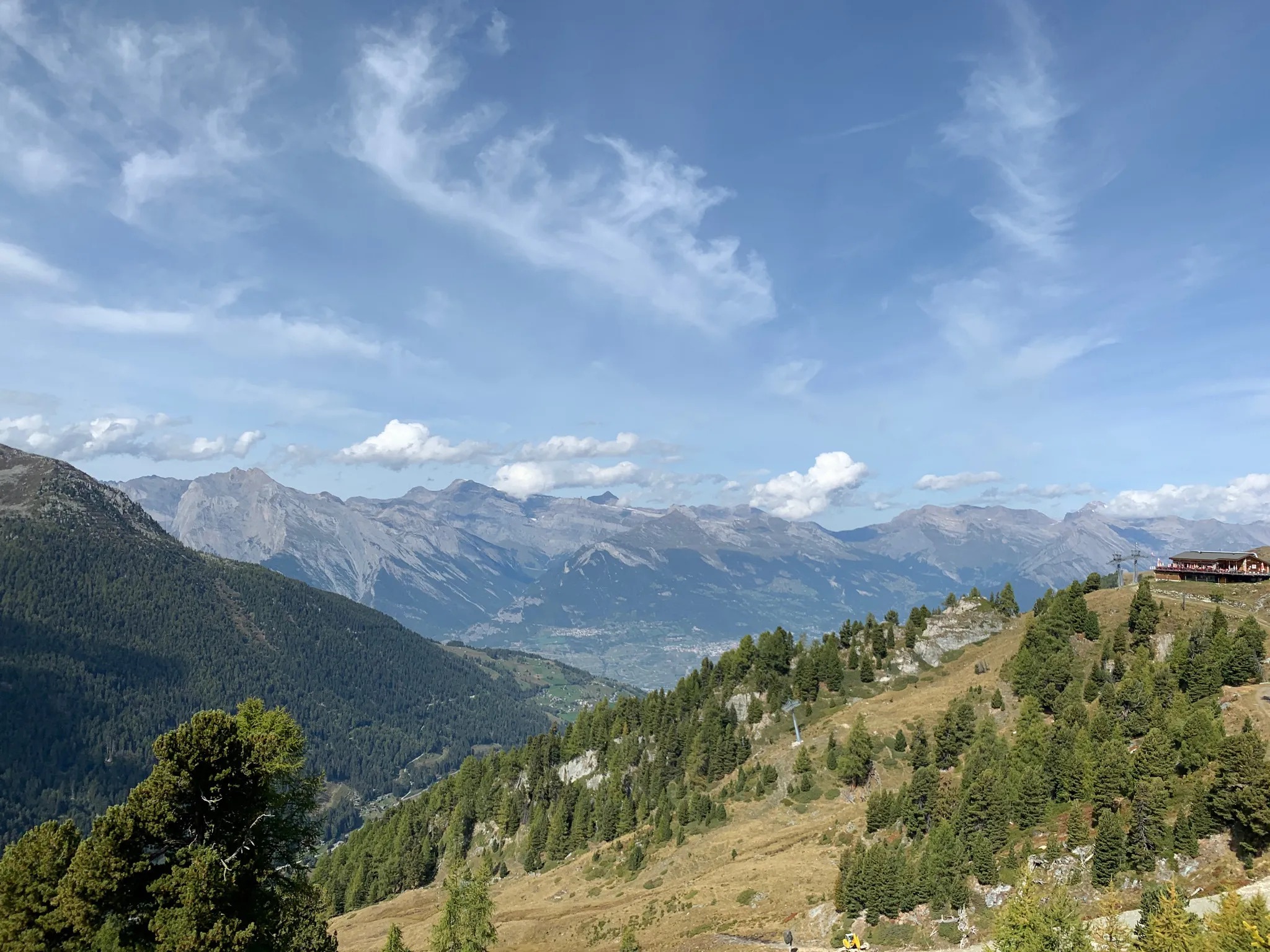 Photo of a trail from David Spruzen with title Combatseline - Lac de Cleuson - Siviez