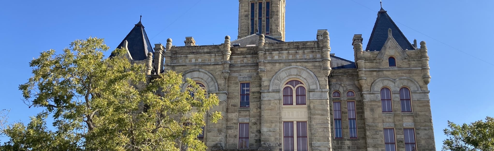 Lavaca County Courthouse and Hallettsville Town Square, Texas - Map ...