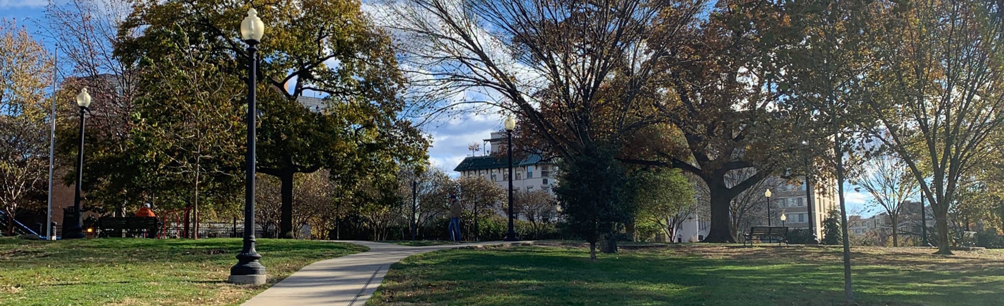 Kalorama Rec Center and Gardens - EyJidWNrZXQiOiJhc3NldHMuYWxsdHJhaWxzLmNvbSIsImtleSI6InVwbG9hZHMvcGhvdG8vaW1hZ2UvNDI3NzgyNjEvNDA4YjBlMTAzOTA4MWE5MDVlNjExYTdhNmYyMmYwMjkuanBnIiwiZWRpdHMiOnsidG9Gb3JtYXQiOiJqcGVnIiwicmVzaXplIjp7IndpZHRoIjoyMDQ0LCJoZWlnaHQiOjYyNCwiZml0IjoiY292ZXIifSwicm90YXRlIjpudWxsLCJqcGVnIjp7InRyZWxsaXNRdWFudGlzYXRpb24iOnRydWUsIm92ZXJzaG9vdERlcmluZ2luZyI6dHJ1ZSwib3B0aW1pc2VTY2FucyI6dHJ1ZSwicXVhbnRpc2F0aW9uVGFibGUiOjN9fX0=