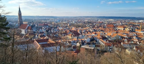 Zur Burg Trausnitz und durch den Hofgarten Landshut