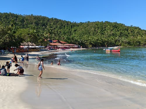 Vestimenta playa hot sale