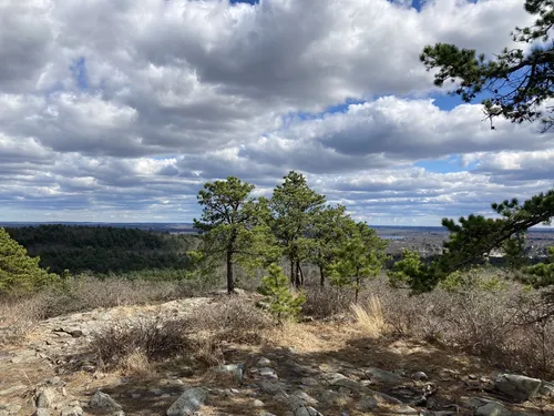 10 Best Hikes and Trails in Blue - EyJidWNrZXQiOiJhc3NldHMuYWxsdHJhaWxzLmNvbSIsImtleSI6InVwbG9hZHMvcGhvdG8vaW1hZ2UvNDU4MTUzMjIvYzM5ZmEyMTljOTZlODMwZTMyYTdkYTMyZmFmZTUzN2EuanBnIiwiZWRpdHMiOnsidG9Gb3JtYXQiOiJ3ZWJwIiwicmVzaXplIjp7IndpZHRoIjo1MDAsImhlaWdodCI6NTAwLCJmaXQiOiJpbnNpZGUifSwicm90YXRlIjpudWxsLCJqcGVnIjp7InRyZWxsaXNRdWFudGlzYXRpb24iOnRydWUsIm92ZXJzaG9vdERlcmluZ2luZyI6dHJ1ZSwib3B0aW1pc2VTY2FucyI6dHJ1ZSwicXVhbnRpc2F0aW9uVGFibGUiOjN9fX0=