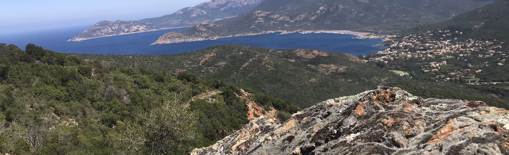 Between Sea and Mountains from Galéria to Gerolata Map, Guide