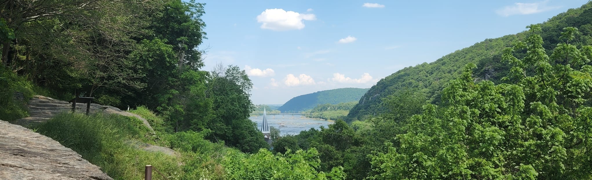 Harper 39 s Ferry Appalachian Trail - EyJidWNrZXQiOiJhc3NldHMuYWxsdHJhaWxzLmNvbSIsImtleSI6InVwbG9hZHMvcGhvdG8vaW1hZ2UvNDc0NjA3ODQvODU4MTMyZWJlNDE1MjU1YTU5MjNiNjgzYjM1Y2JlOTcuanBnIiwiZWRpdHMiOnsidG9Gb3JtYXQiOiJqcGVnIiwicmVzaXplIjp7IndpZHRoIjoyMDQ0LCJoZWlnaHQiOjYyNCwiZml0IjoiY292ZXIifSwicm90YXRlIjpudWxsLCJqcGVnIjp7InRyZWxsaXNRdWFudGlzYXRpb24iOnRydWUsIm92ZXJzaG9vdERlcmluZ2luZyI6dHJ1ZSwib3B0aW1pc2VTY2FucyI6dHJ1ZSwicXVhbnRpc2F0aW9uVGFibGUiOjN9fX0=