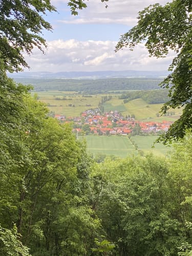 Von der Schillerwiese zu Burgruine Plesse