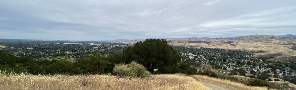 The Santa Clara Valley countryside south of San Jose is absolutely gorgeous  from the Coyote Peak