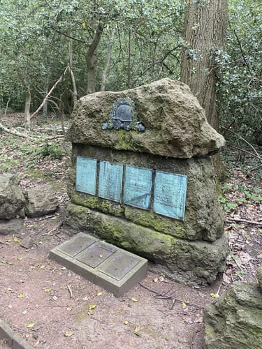 Vom Stadtforst Vormholz ins Bommerholz