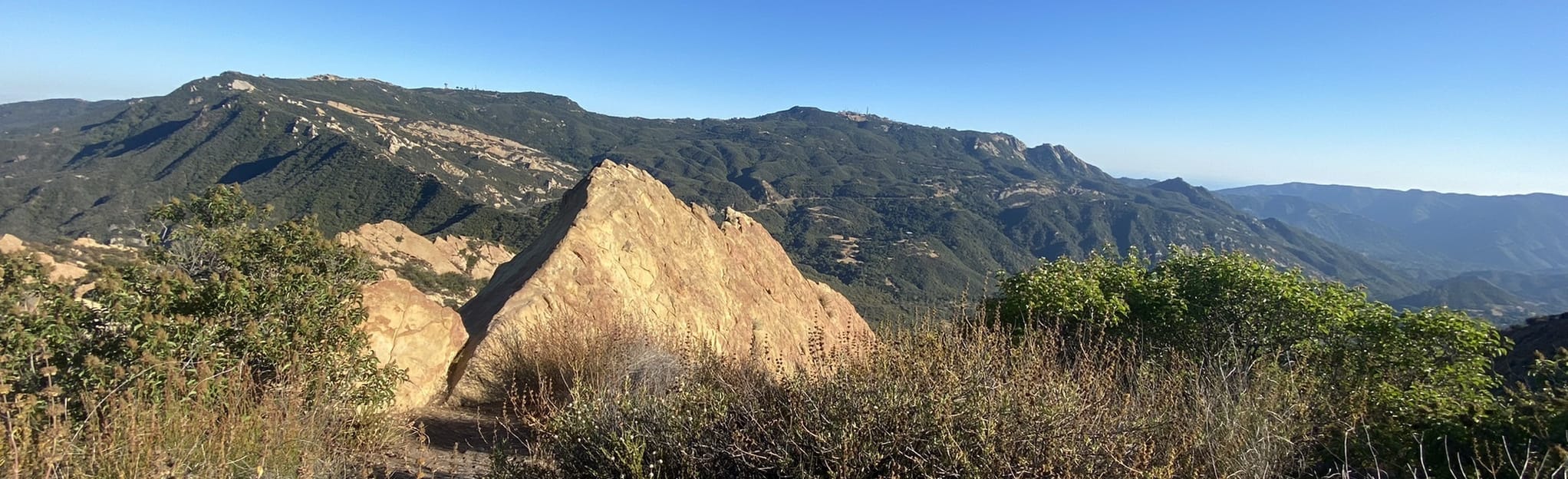 Calabasas Peak via Red Rock Road and Calabasas Peak Motorway