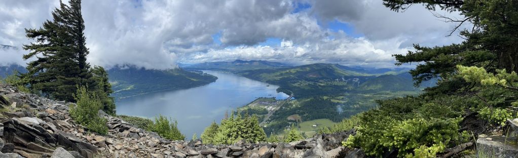 winding mountain trail