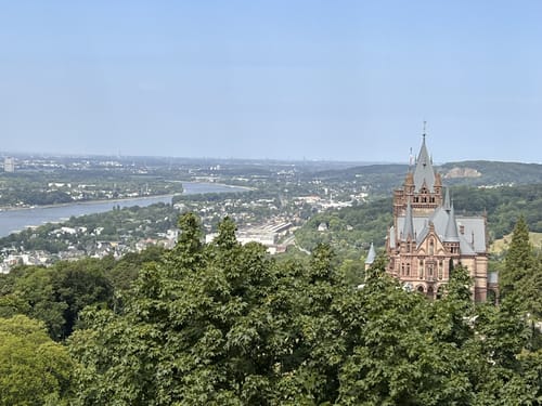 Königswinter - Drachenfels - Milchhäuschen -  Hirschburg