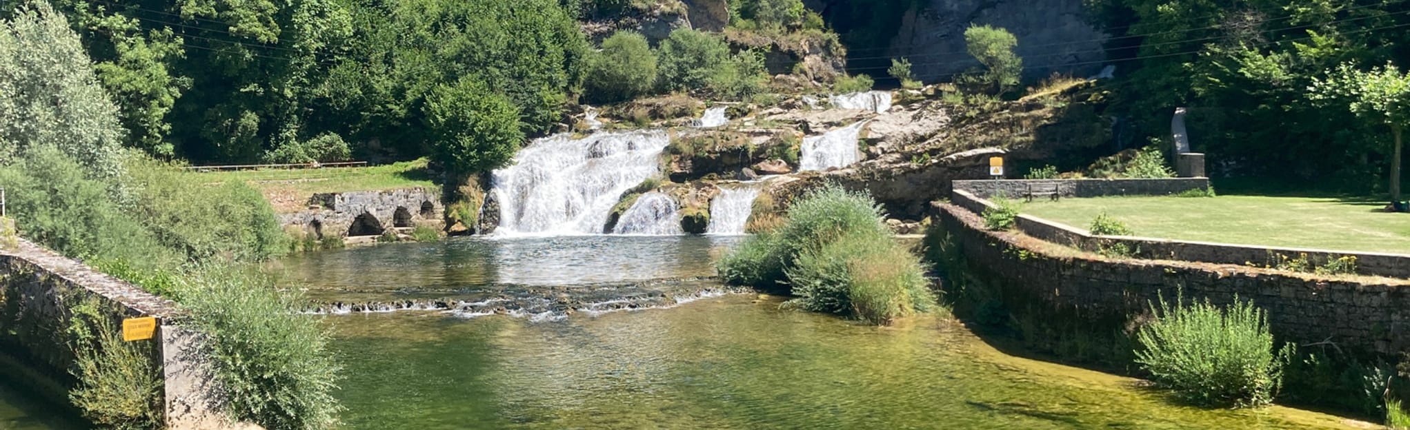 Pertes de l'Ain 260 Photos Jura, France Randonnée AllTrails