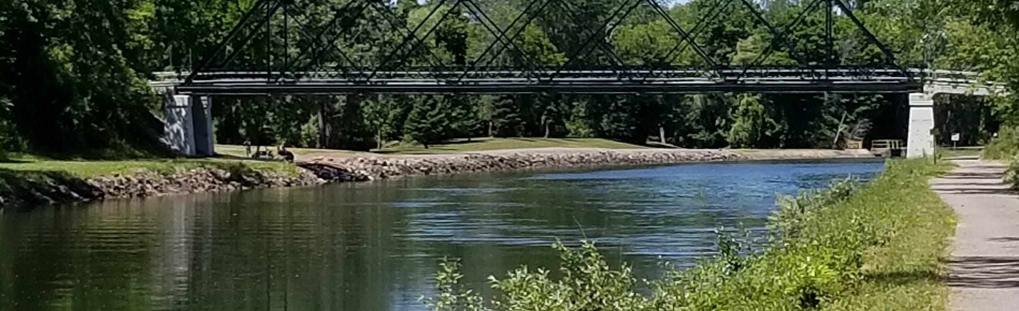 Holley Canal Falls Trail 96 Reviews, Map New York AllTrails