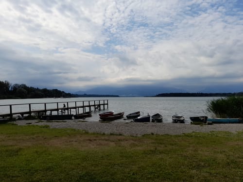 Chiemsee-Uferweg: Gut Sassau - Gstadt