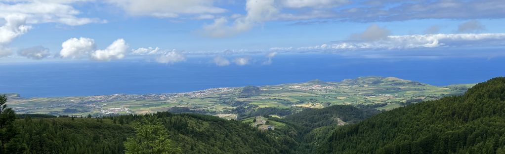 Lagoa do Fogo Viewpoint Route - Água d'Alto Beach, Azores