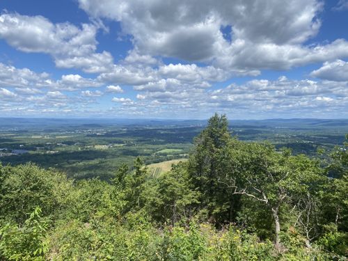 10 Best Hikes and Trails in Mount Holyoke Range State Park | AllTrails